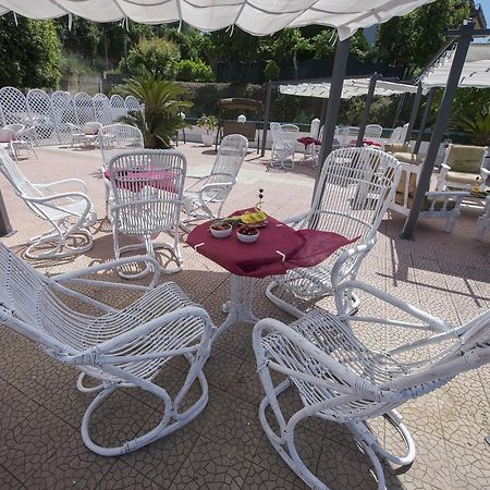 B&B Decarlo Property Tropea Esterno foto
