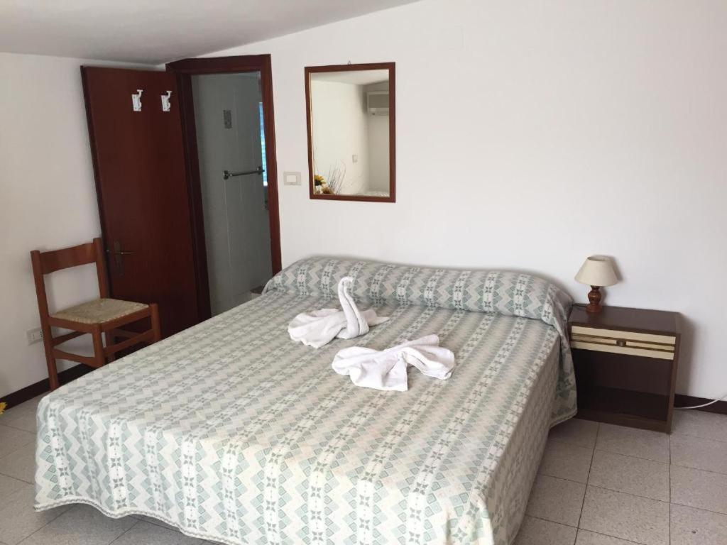 B&B Decarlo Property Tropea Esterno foto