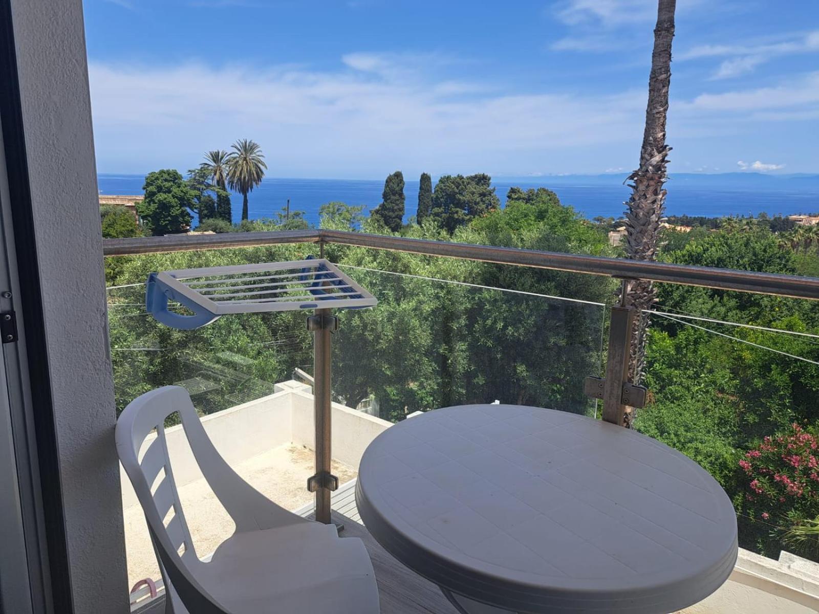 B&B Decarlo Property Tropea Esterno foto
